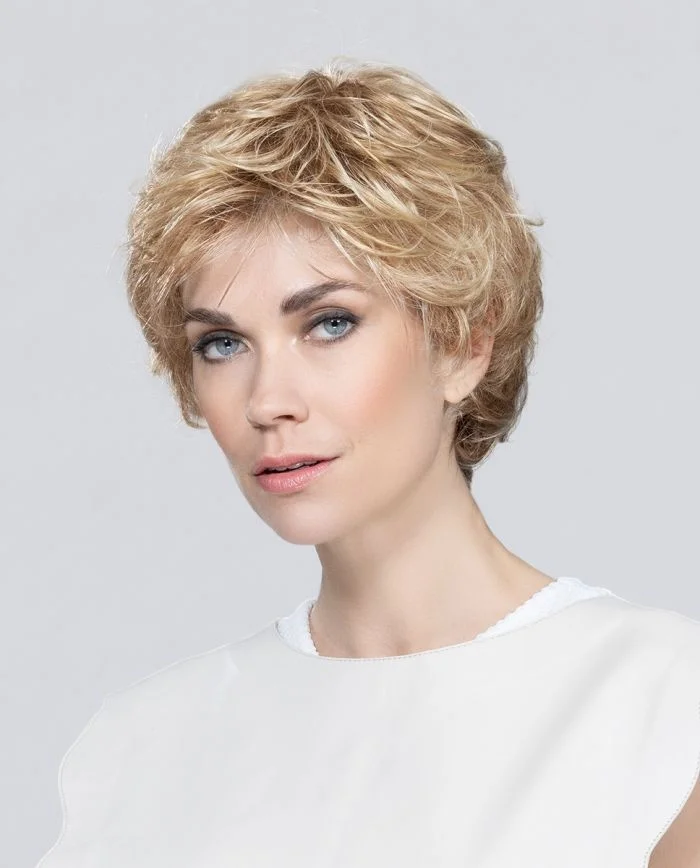 ALEXIS DELUXE